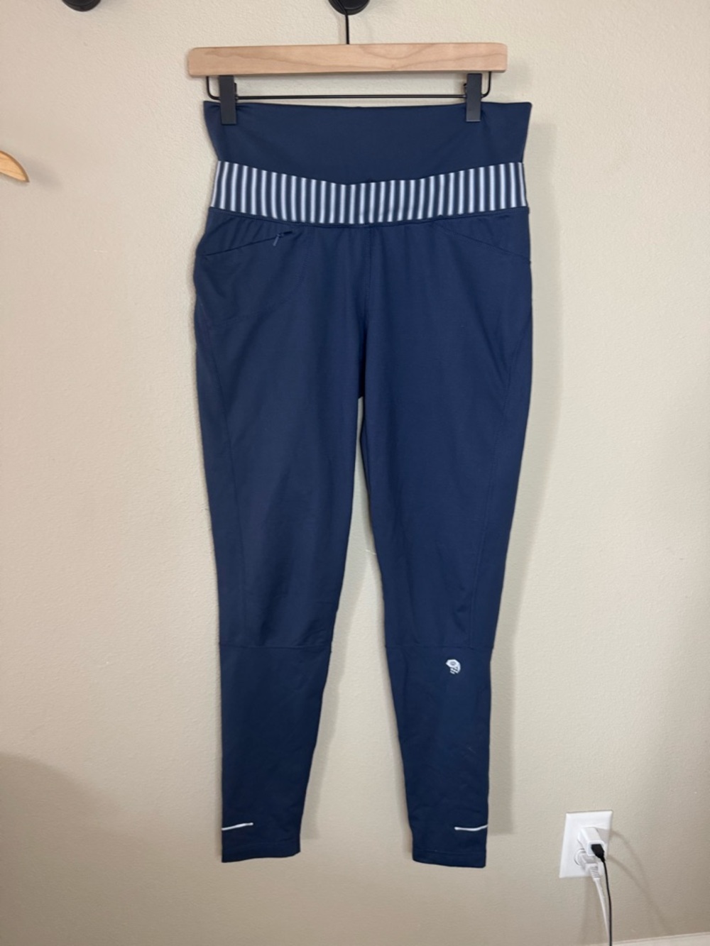 Mountain Hardwear 32 Degree Tight Blue Leggings Size M